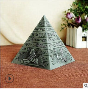 Egypt Pyramid Model